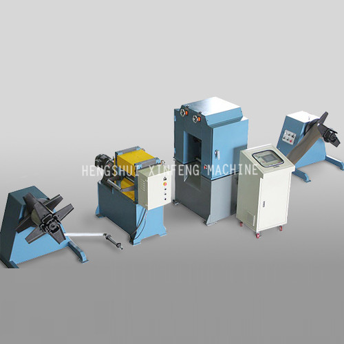 Expanded metal machine line (roll in & roll out)
